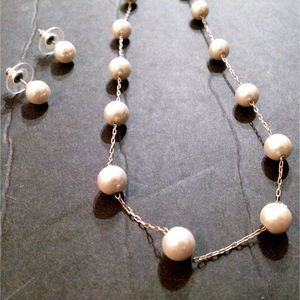 Vintage Faux Pearl Station Chain Necklace with Stud Earrings